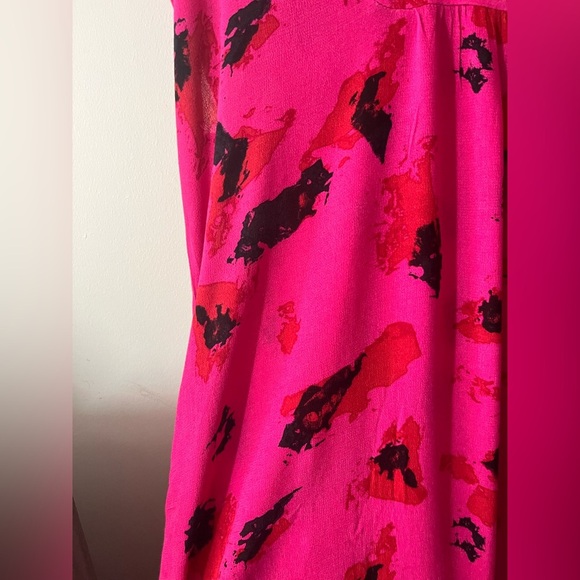 Essentiel Antwerp Hot Pink and Black Mini Dress - Picture 4 of 7